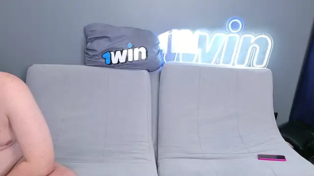 Ksenny online show from 01-10-25, 03:37