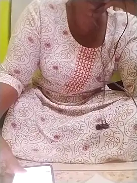 Tamilpriya46 online show from 10-01-25, 04:57