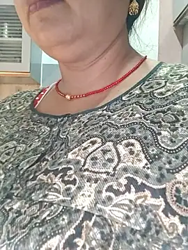 Dianaa9 online show from 11-18-25, 02:28