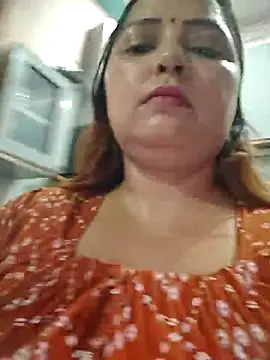 Dianaa9 online show from 07-06-26, 12:46