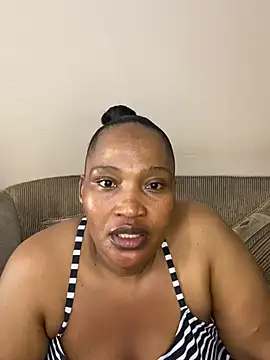 Amandious online show from 03-26-26, 06:52