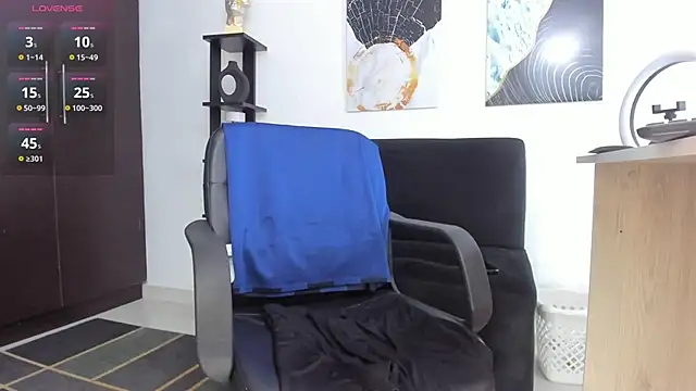 Alex sc  online show from 03-21-25, 03:22