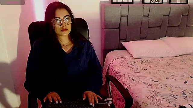 xia foxxy online show from 01-26-25, 06:07