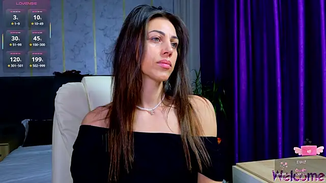 Snapshot of -KASANDRA- chatting on 11-12-25, 03:45 -KASANDRA- online show from 11-12-25, 03:45