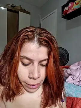 Snapshot of KyKa02 chatting on 12-19-24, 06:12 KyKa02 online show from 12-19-24, 06:12