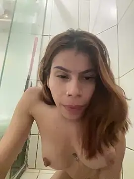 Snapshot of KyKa02 chatting on 03-08-25, 12:44 KyKa02 online show from 03-08-25, 12:44
