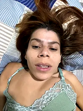 Snapshot of KyKa02 chatting on 10-07-25, 01:14 KyKa02 online show from 10-07-25, 01:14