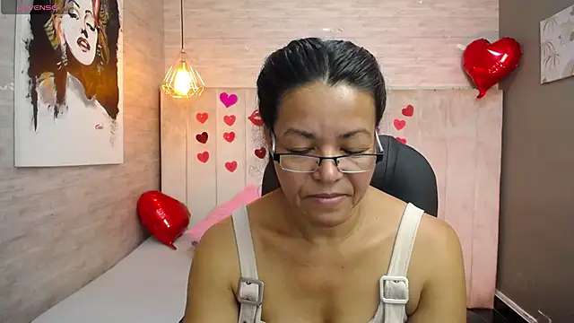 MaturePure online show from 03-03-25, 04:46