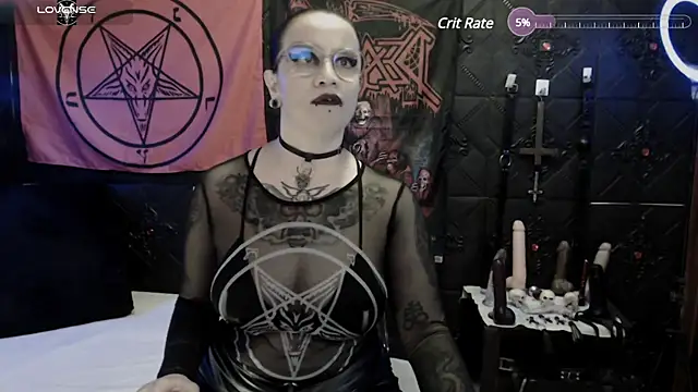 Evil Queen 666 online show from 03-22-25, 07:36
