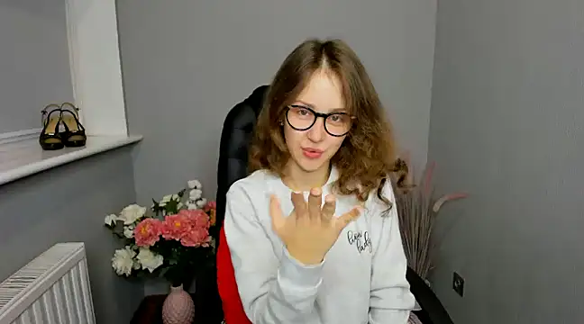 Snapshot of AfinaCutie chatting on 12-01-24, 04:40 AfinaCutie online show from 12-01-24, 04:40