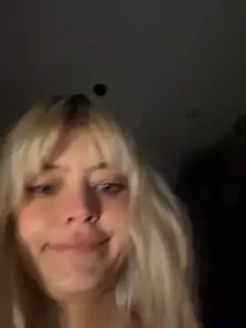 Snapshot of Eerectioneering chatting on 03-22-26, 06:44 Eerectioneering online show from 03-22-26, 06:44