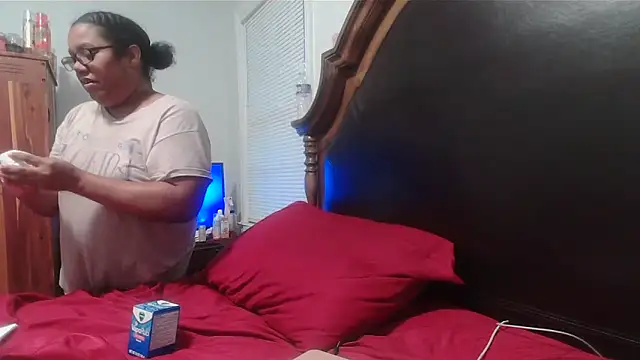 ebonyred online show from 01-31-26, 07:23