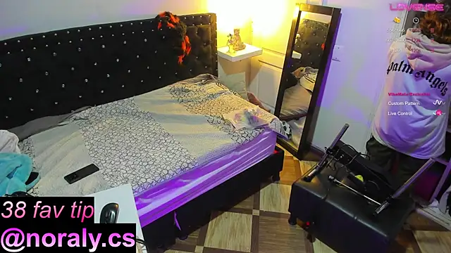 hey noraly online show from 10-29-25, 04:04