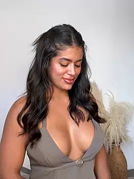 MelissaWaltton online show from 01-31-25, 08:22