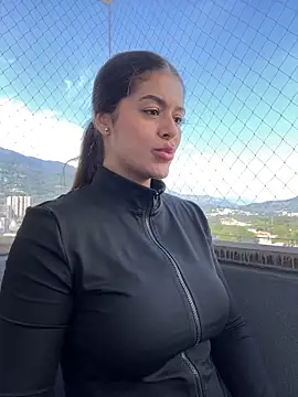 MelissaWaltton online show from 03-17-25, 08:19