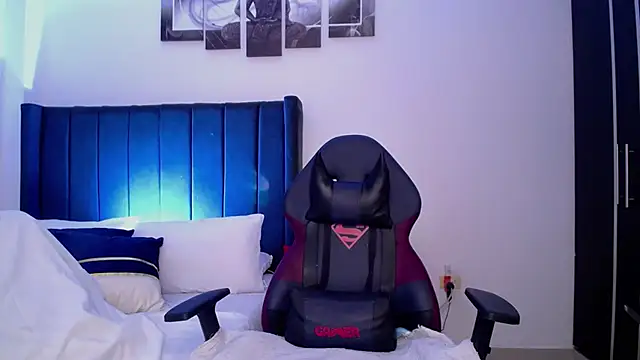 Snapshot of Anastasia_evans444 chatting on 02-04-25, 03:22 Anastasia evans444 online show from 02-04-25, 03:22