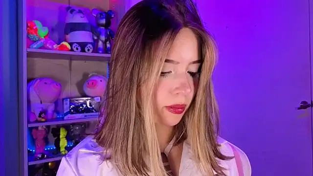 Snapshot of EmilyMiller_ chatting on 04-27-26, 03:21 EmilyMiller online show from 04-27-26, 03:21