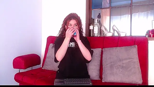 Tamararios online show from 02-19-25, 07:38