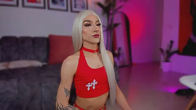 Taylor  foxxx online show from 11-08-25, 06:46