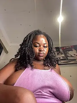 Snapshot of Honeycoco0211 chatting on 02-26-25, 04:47 Honeycoco0211 online show from 02-26-25, 04:47