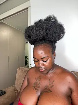 Honeycoco0211 online show from 03-27-26, 08:09