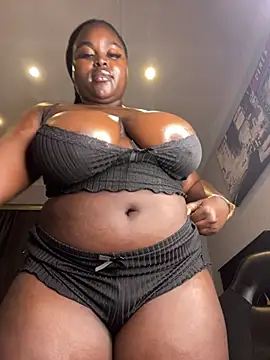 Honeycoco0211 online show from 06-02-26, 08:33