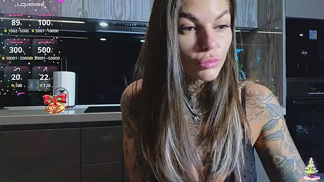 Snapshot of tattooedBabyy chatting on 01-02-25, 11:52 tattooedBabyy online show from 01-02-25, 11:52