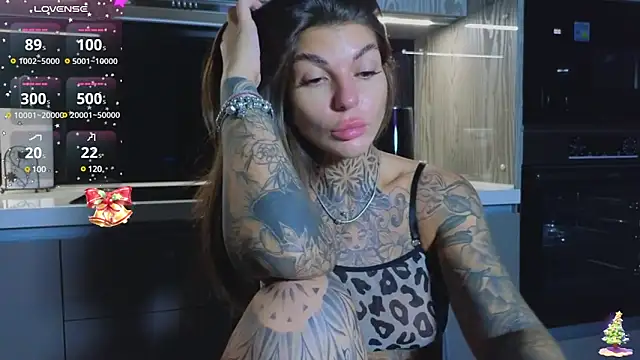Snapshot of tattooedBabyy chatting on 01-09-25, 02:29 tattooedBabyy online show from 01-09-25, 02:29