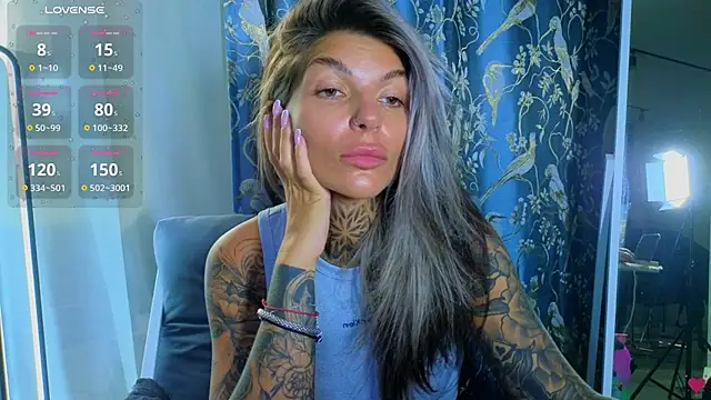 tattooedBabyy online show from 10-31-25, 07:31