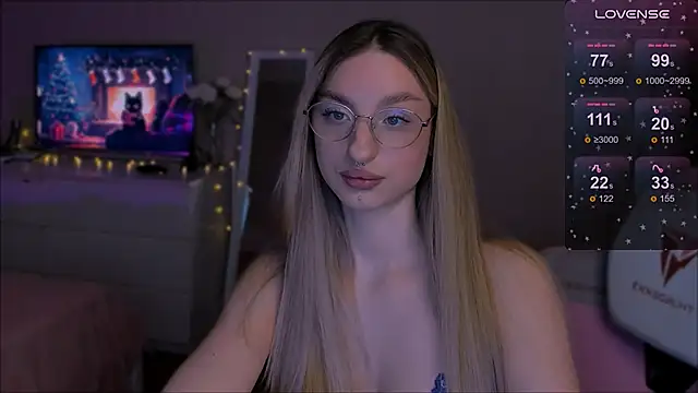 Snapshot of Lexy_kiky chatting on 12-14-24, 12:11 Lexy kiky online show from 12-14-24, 12:11