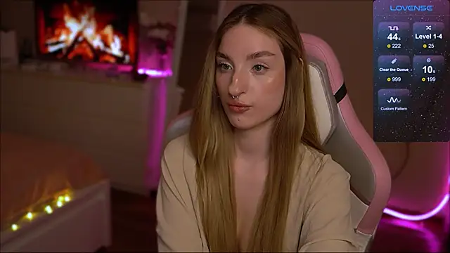 Snapshot of Lexy_kiky chatting on 01-25-25, 01:43 Lexy kiky online show from 01-25-25, 01:43