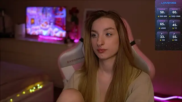 Snapshot of Lexy_kiky chatting on 03-02-25, 01:26 Lexy kiky online show from 03-02-25, 01:26