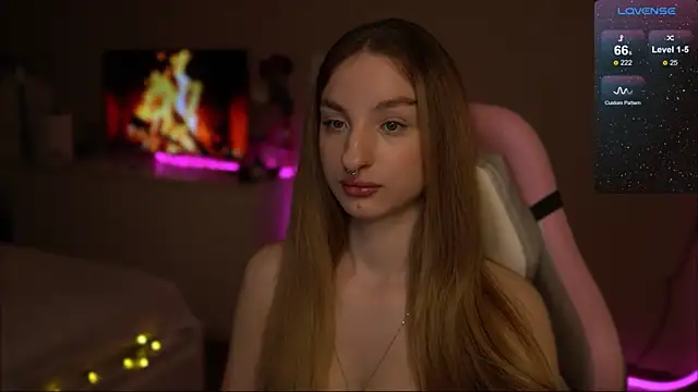 Snapshot of Lexy_kiky chatting on 03-08-25, 11:49 Lexy kiky online show from 03-08-25, 11:49