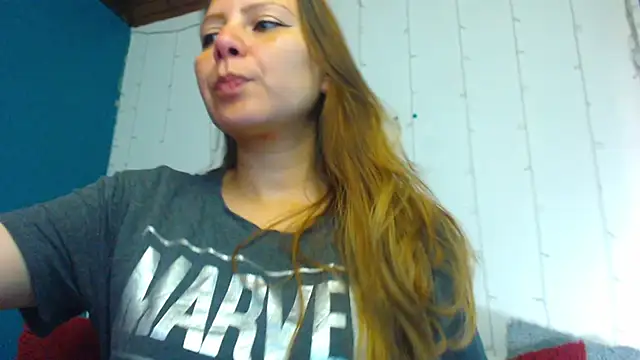 Snapshot of camila_delarosa chatting on 01-14-25, 01:06 camila delarosa online show from 01-14-25, 01:06