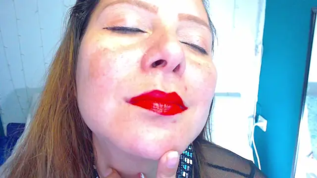 Snapshot of camila_delarosa chatting on 02-04-25, 01:06 camila delarosa online show from 02-04-25, 01:06