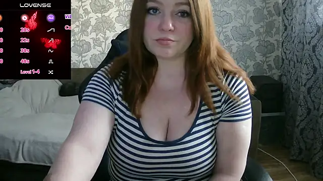 Snapshot of Sabrina_Poison chatting on 02-12-25, 12:44 Sabrina Poison online show from 02-12-25, 12:44