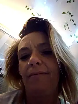 Dixiefaye Pika online show from 04-21-26, 01:42