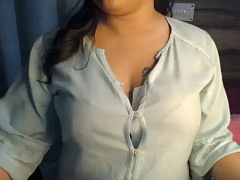 Trezza online show from 03-23-25, 01:53