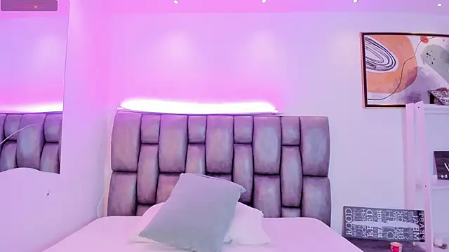 martina mancini online show from 09-24-25, 01:36