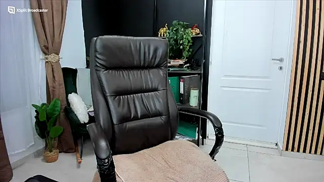 fireflowers  online show from 09-09-25, 09:14