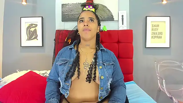 AichaBrown online show from 11-01-25, 04:25