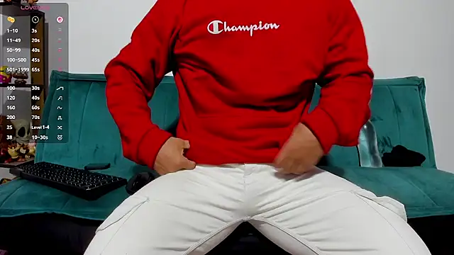 Snapshot of jacques_cardiet chatting on 10-01-25, 11:16 jacques cardiet online show from 10-01-25, 11:16