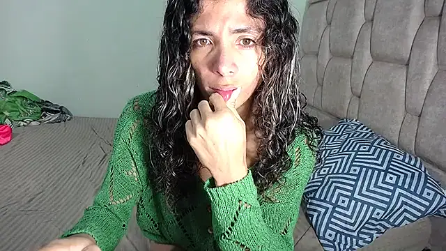 Snapshot of Nadia_Monroe chatting on 12-15-24, 09:35 Nadia Monroe online show from 12-15-24, 09:35