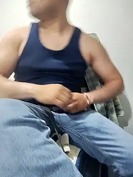 Potro23hotzen online show from 03-31-26, 04:29