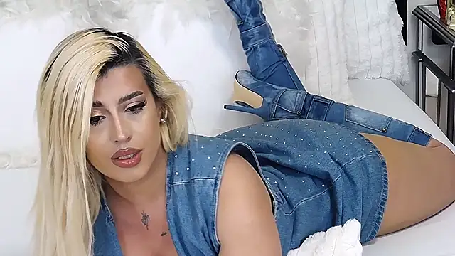 GiseleReine online show from 03-06-26, 11:28