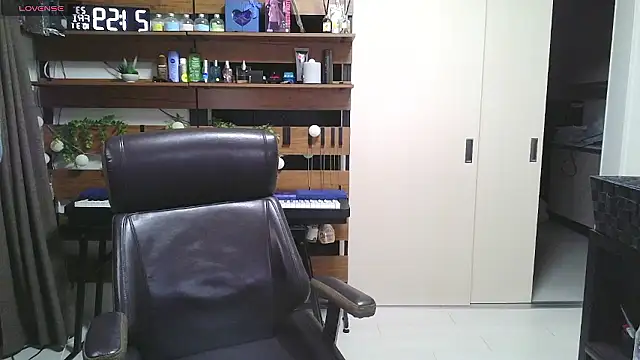 IroManager online show from 10-31-25, 01:01