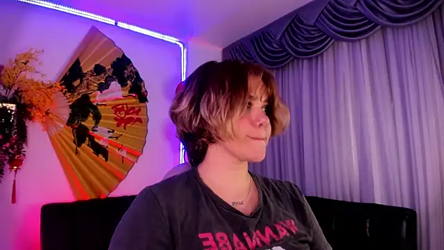 albaismynameX online show from 03-17-25, 12:04