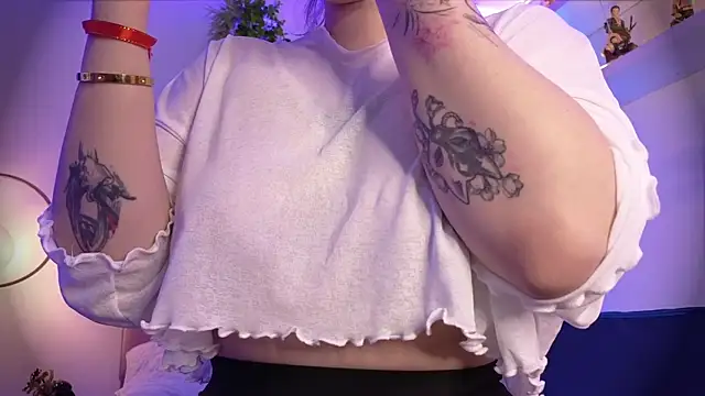 albaismynameX online show from 09-27-25, 12:10