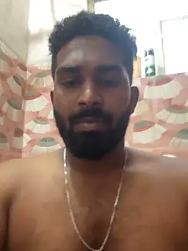 Snapshot of Handsomehunk_4U chatting on 12-19-24, 12:01 Handsomehunk 4U online show from 12-19-24, 12:01