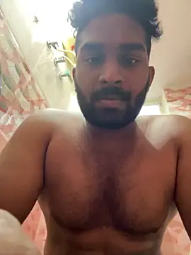 Snapshot of Handsomehunk_4U chatting on 01-31-25, 12:51 Handsomehunk 4U online show from 01-31-25, 12:51